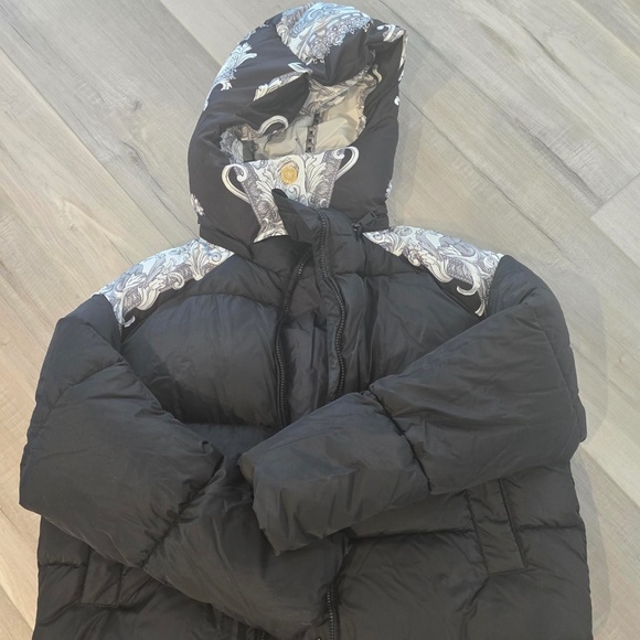 💋Versace Authentic Puffer Jacket *NEW - Picture 2 of 10